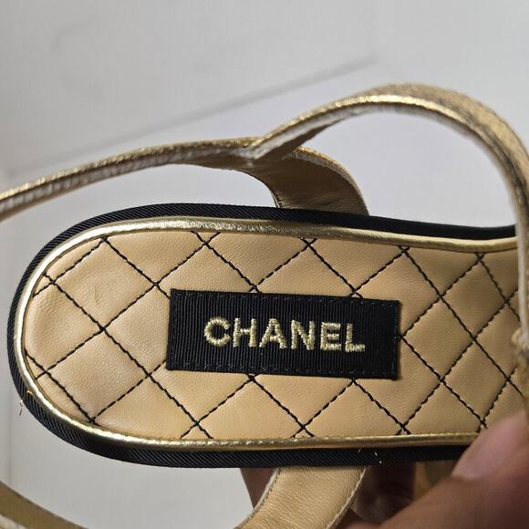 Chanel  Laminated Goatskin Quilted Wedge Sandals Size 38 - Picture 9 of 13
